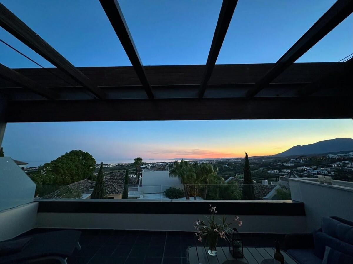 Luxury Apartment With Panoramic Views - Marbella Estepona Exteriör bild